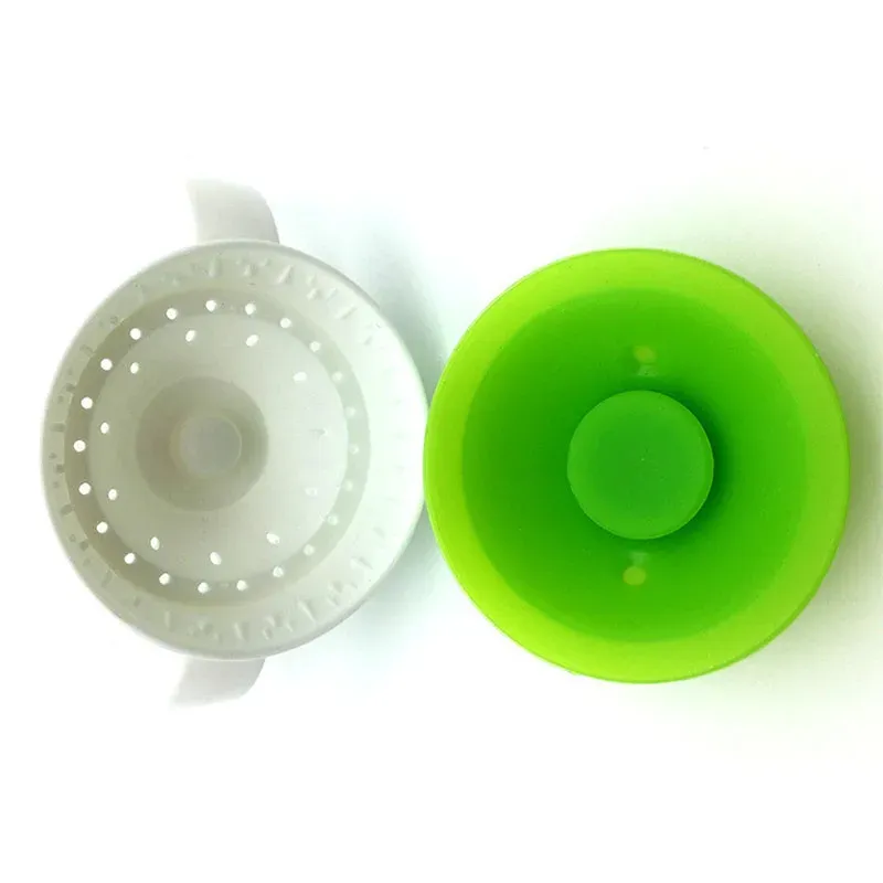 Tasse d'apprentissage pour bébé à 360 degrés avec double anses, couvercle rabattable et bouteille étanche 6
