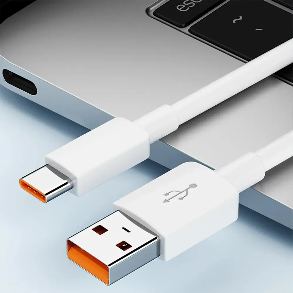 Gros plan sur le connecteur Type-C