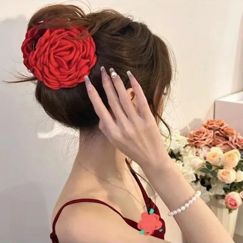Grande pince requin élégante en forme de rose pour femme 6