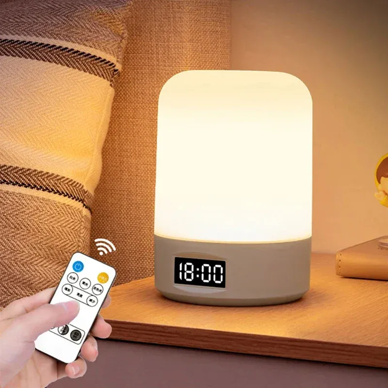 Lampe de chevet LED tactile rechargeable à intensité variable 7