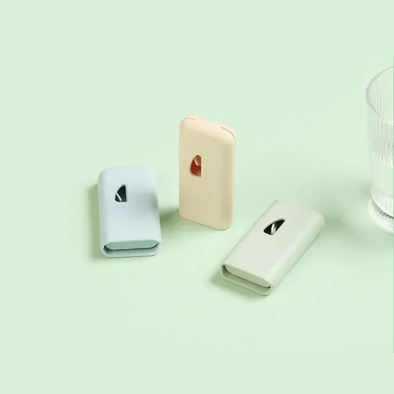 Coupe-comprimés portable multifonction avec protège-lame 4