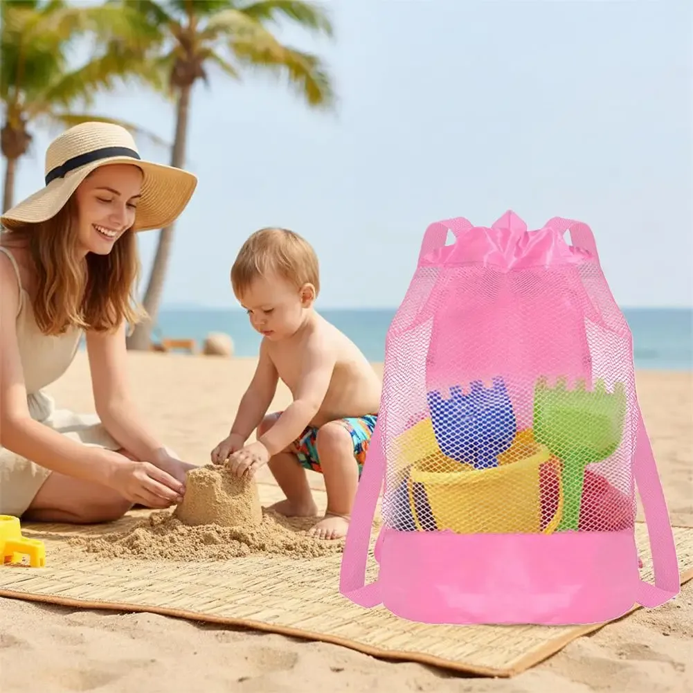 Sac à dos organisateur de jouets de plage, en situation à la piscine