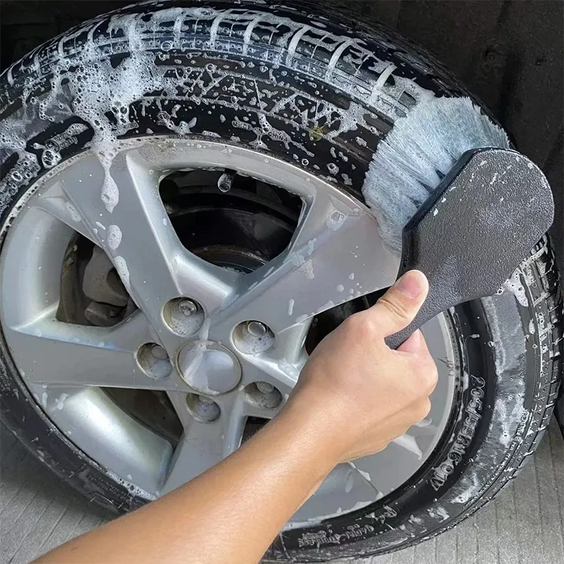 Brosse de nettoyage pour jantes de voiture à manche court, brosse de lavage pour pneus et roues, outil d'entretien automobile 2