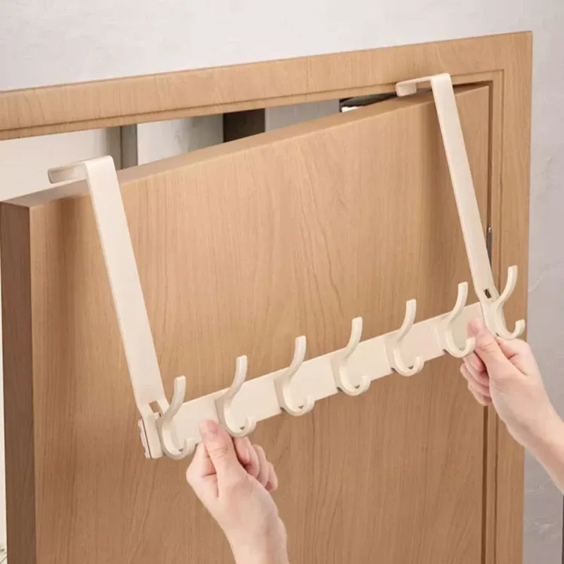 Porte-manteau à suspendre derrière la porte