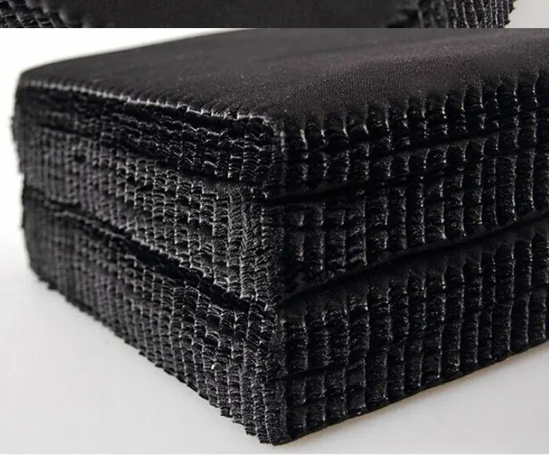 Entretien des lentilles et écrans avec microfibre