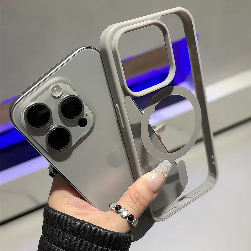 Étui magnétique en titane sur iPhone