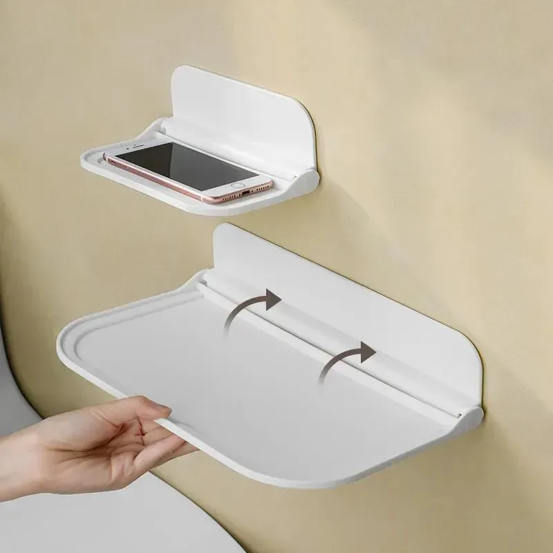 Support pliable pour camping-car, installation murale