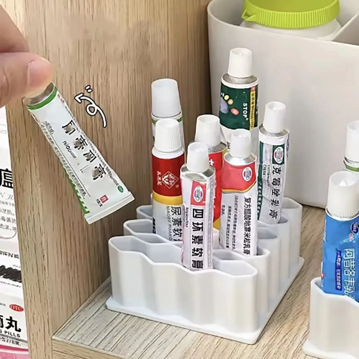 Organisateur de bureau en plastique à compartiments multiples pour cosmétiques, stylos et pinceaux de maquillage 4