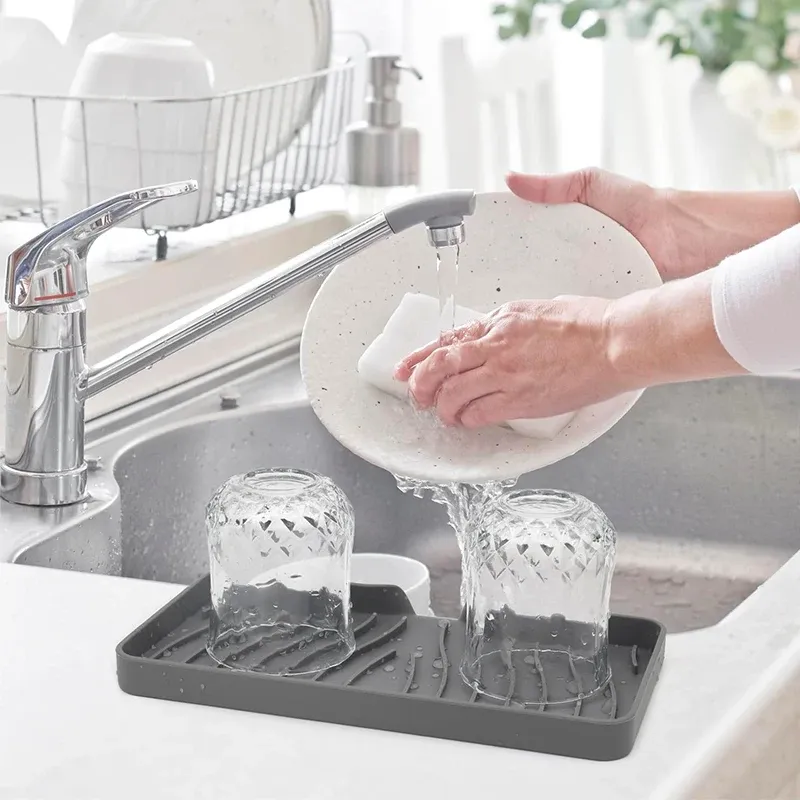 Porte-savon de salle de bain en silicone, porte-éponge pour évier de cuisine, support d'éponge et de savon pour douche, porte-savon en caoutchouc avec égouttoir 3