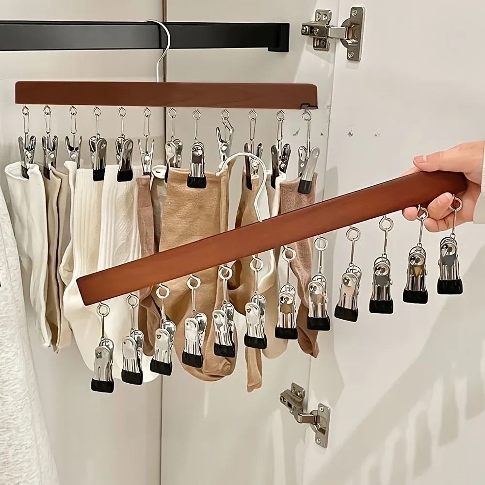 Organisateur dans une garde-robe
