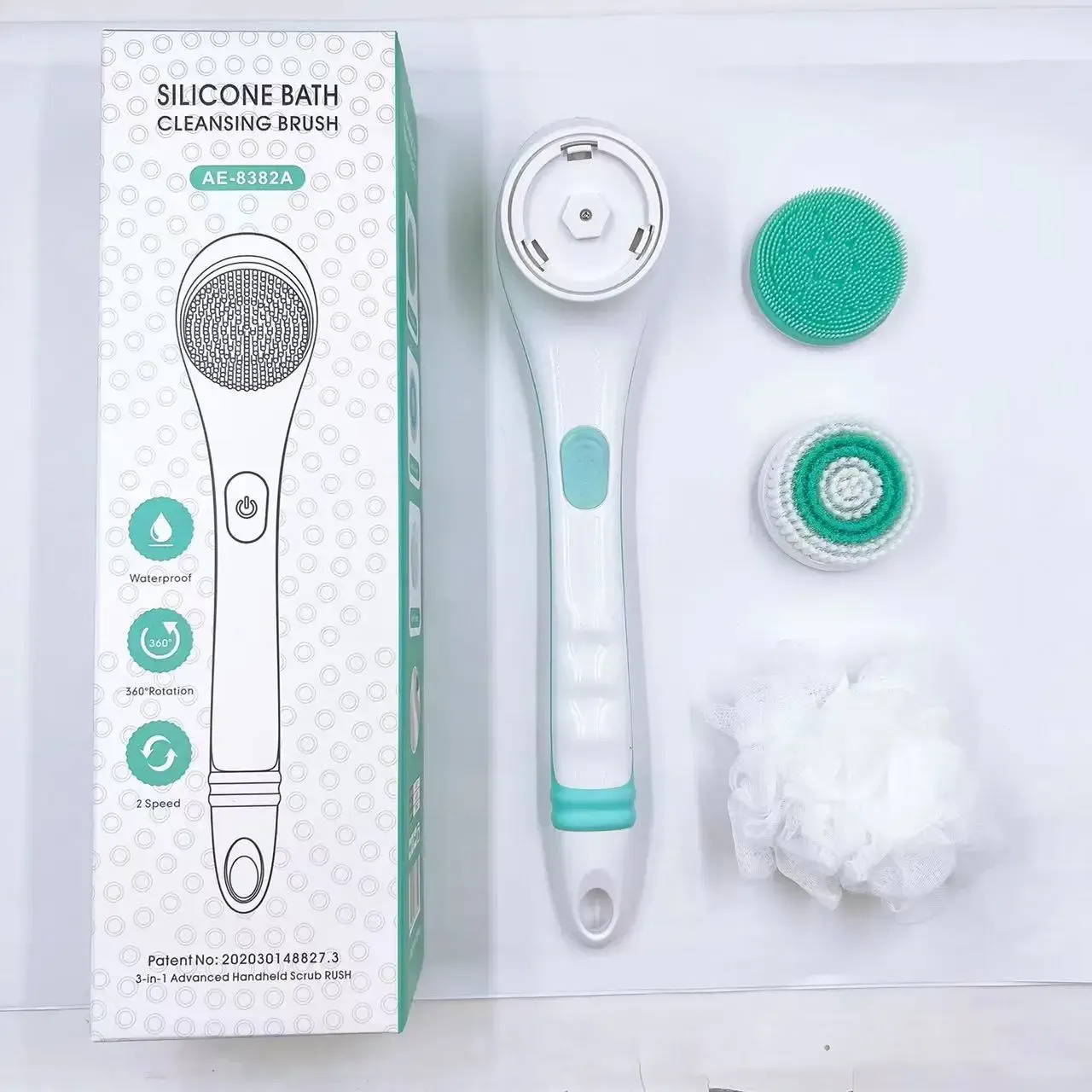 Brosse de bain électrique dans la salle de bain