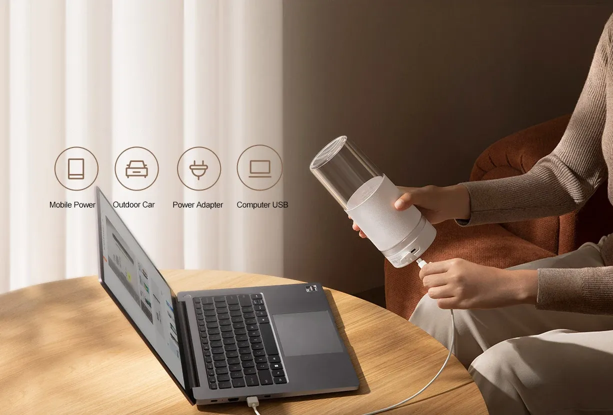 Recharge via port USB Type-C