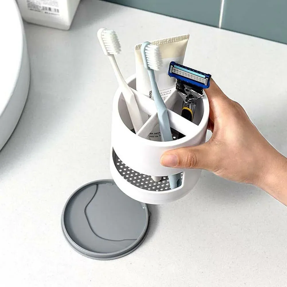Porte-brosse à dents intégré dans un environnement de salle de bain