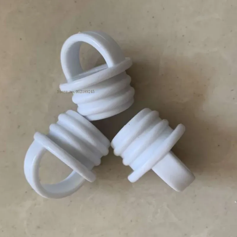 Bouchon de seau de vadrouille en silicone, en situation d'utilisation