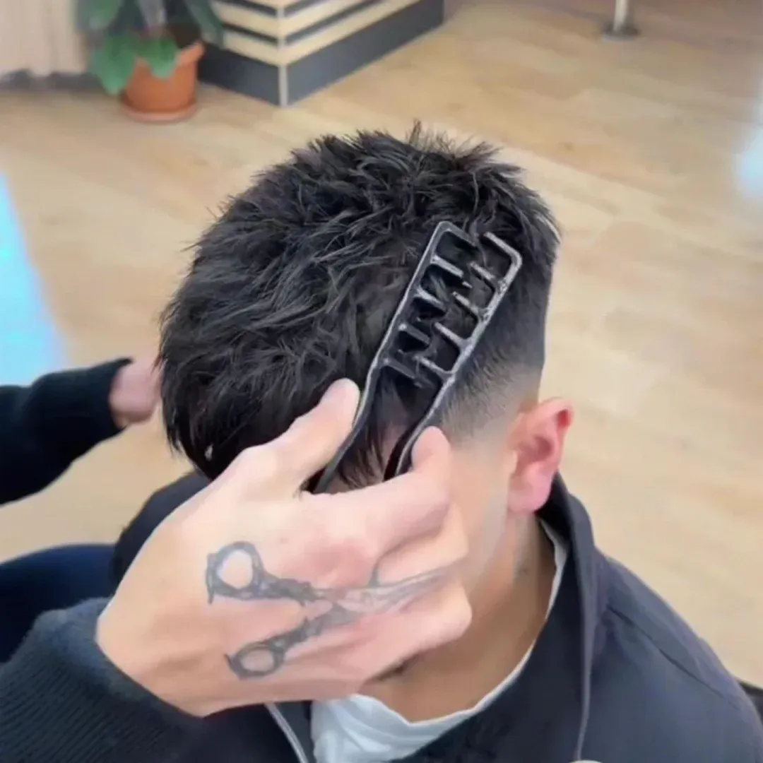 Peigne volumisant pour hommes en V, pince à cheveux pour modeler et texturiser, outil DIY pour coiffures volumineuses, frange et ligne de cheveux, idéal salon 2