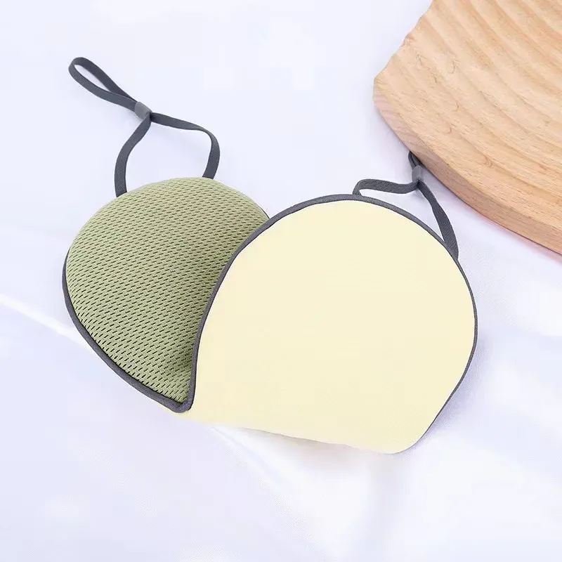Masque de sommeil en soie, vue de côté