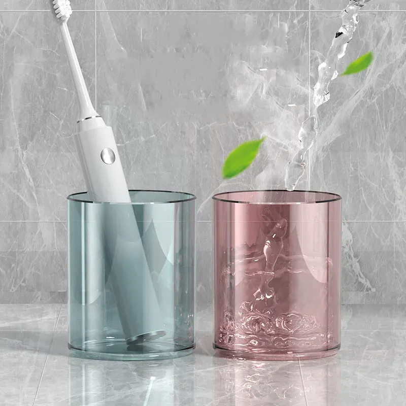 Porte-brosse à dents mural dans un cadre de vie moderne