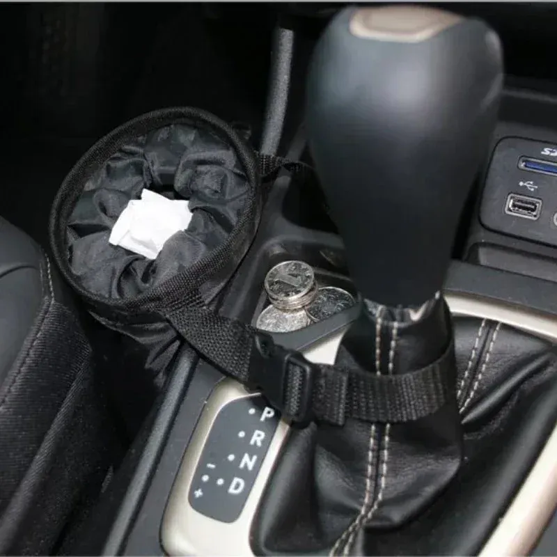 Poubelle de voiture universelle à fixer sur l'appui-tête 3
