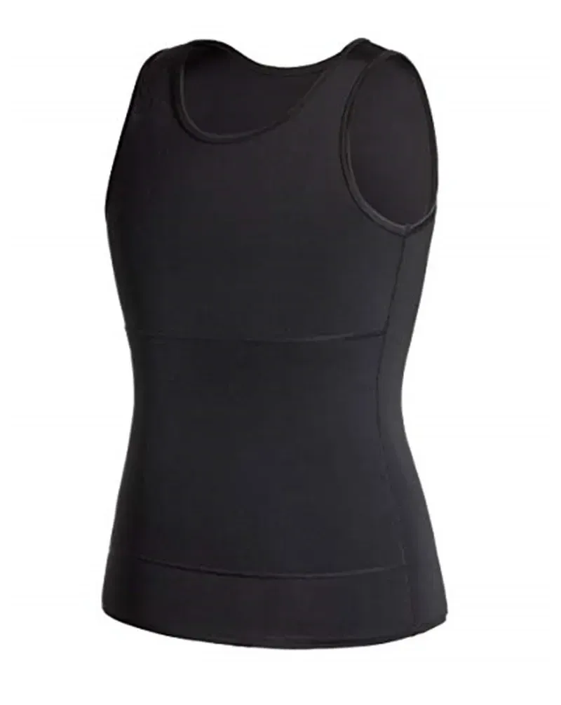 Gilet modelant homme, porté au quotidien