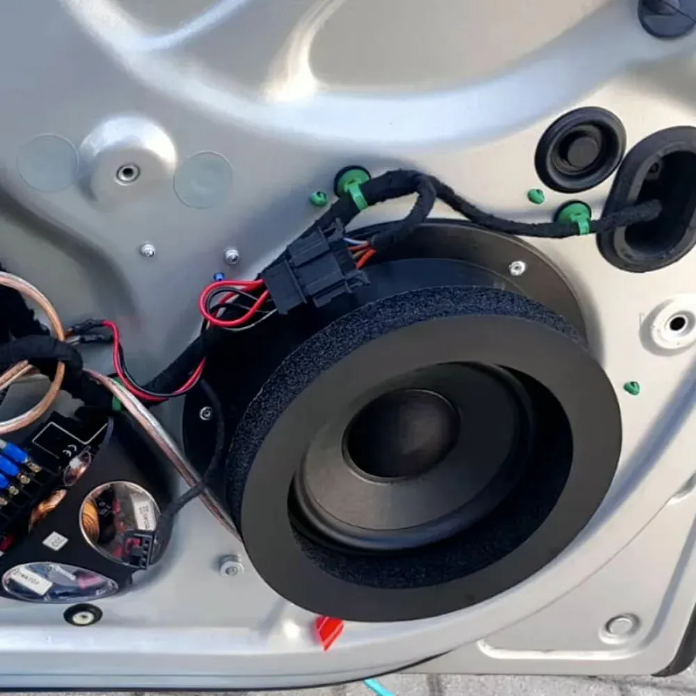 Anneau d'isolation phonique pour haut-parleur de voiture, installation