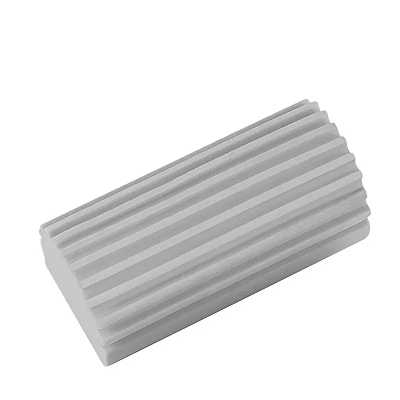 Éponge de nettoyage pour voiture 11,5 x 5,5 x 4,3 cm, brosse multi-usages pour rainures, stores, canapés, accoudoirs et rails de fenêtre 11