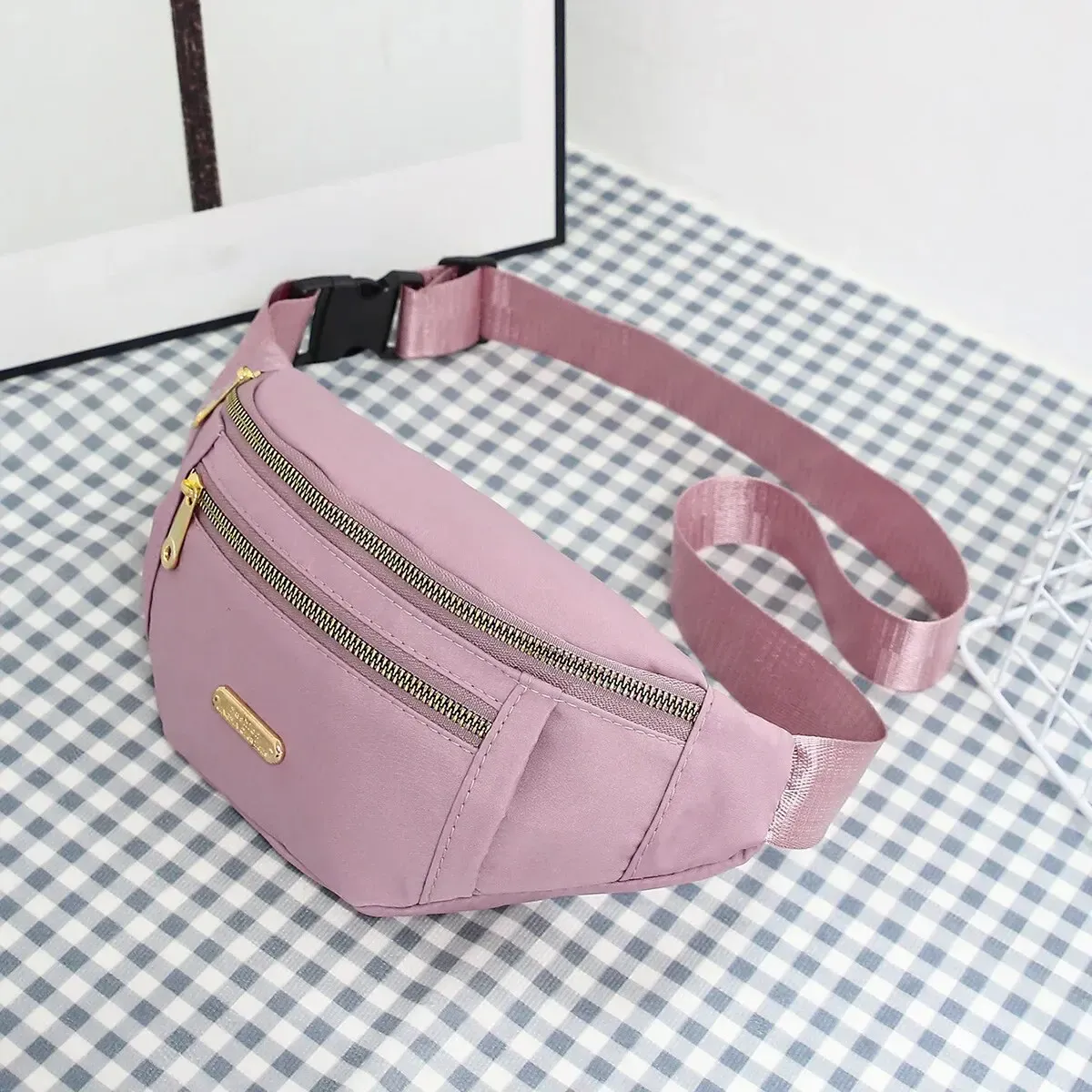 Sac banane sportif pour femme multi-compartiments, avec bandoulière pour téléphone et essentiels de plein air 11