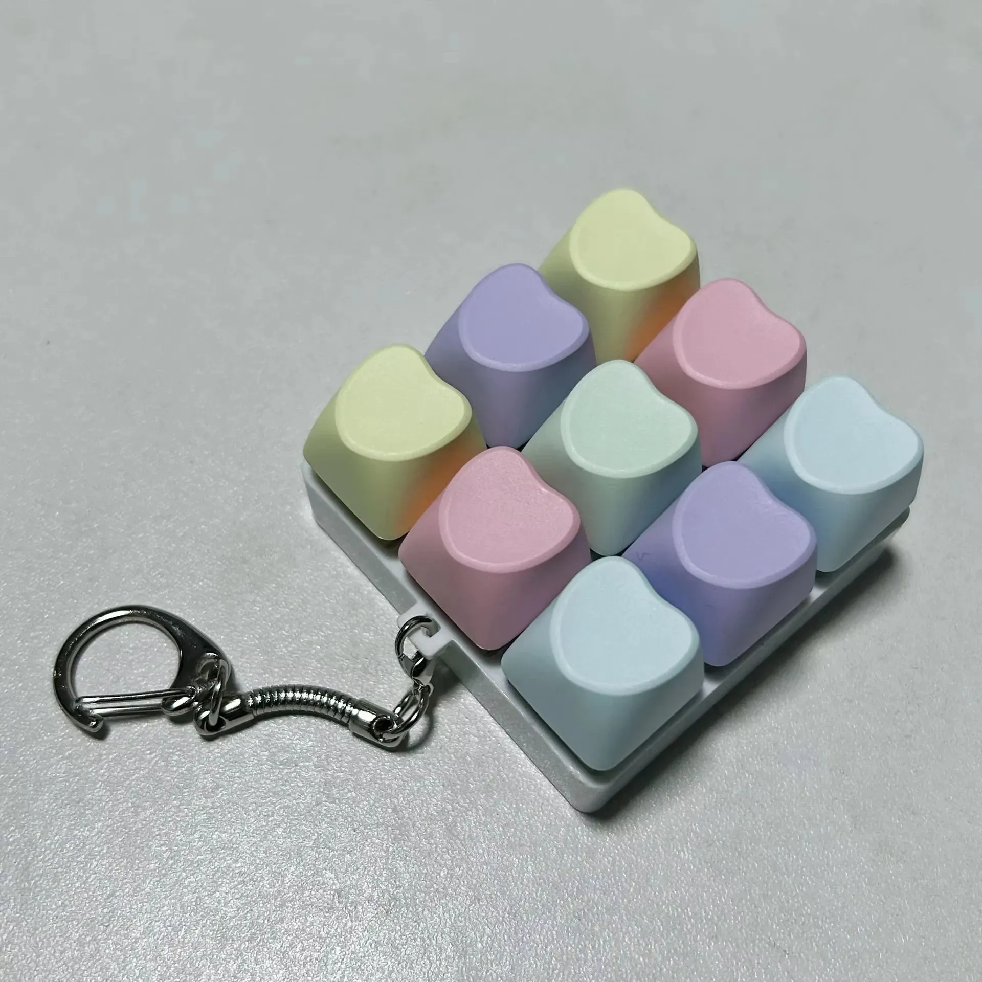 Jouet anti-stress en forme de cœur à 9 boutons, porte-clés jeu à boutons-poussoirs sans lumière 6