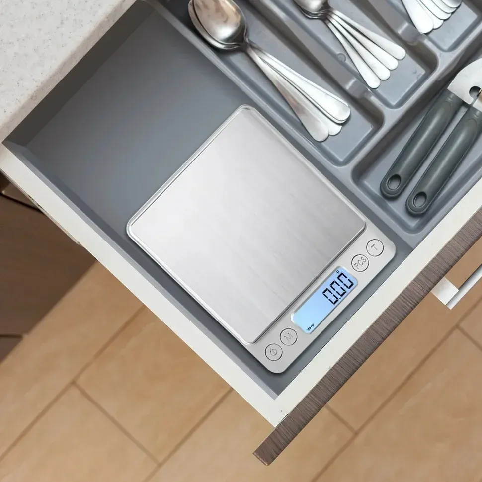 Balance numérique utilisée pour le café filtre