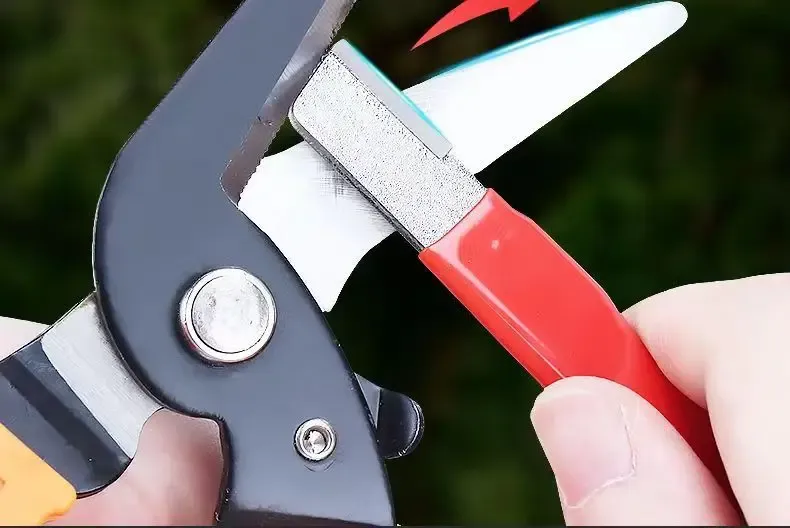 Aiguiseur de couteaux pour cuisine et jardin