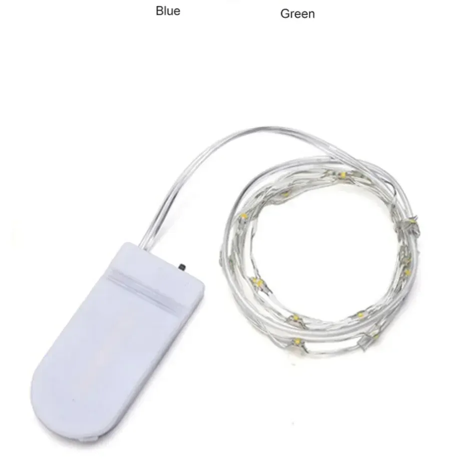Guirlande lumineuse mise en scène dans un décor de réception