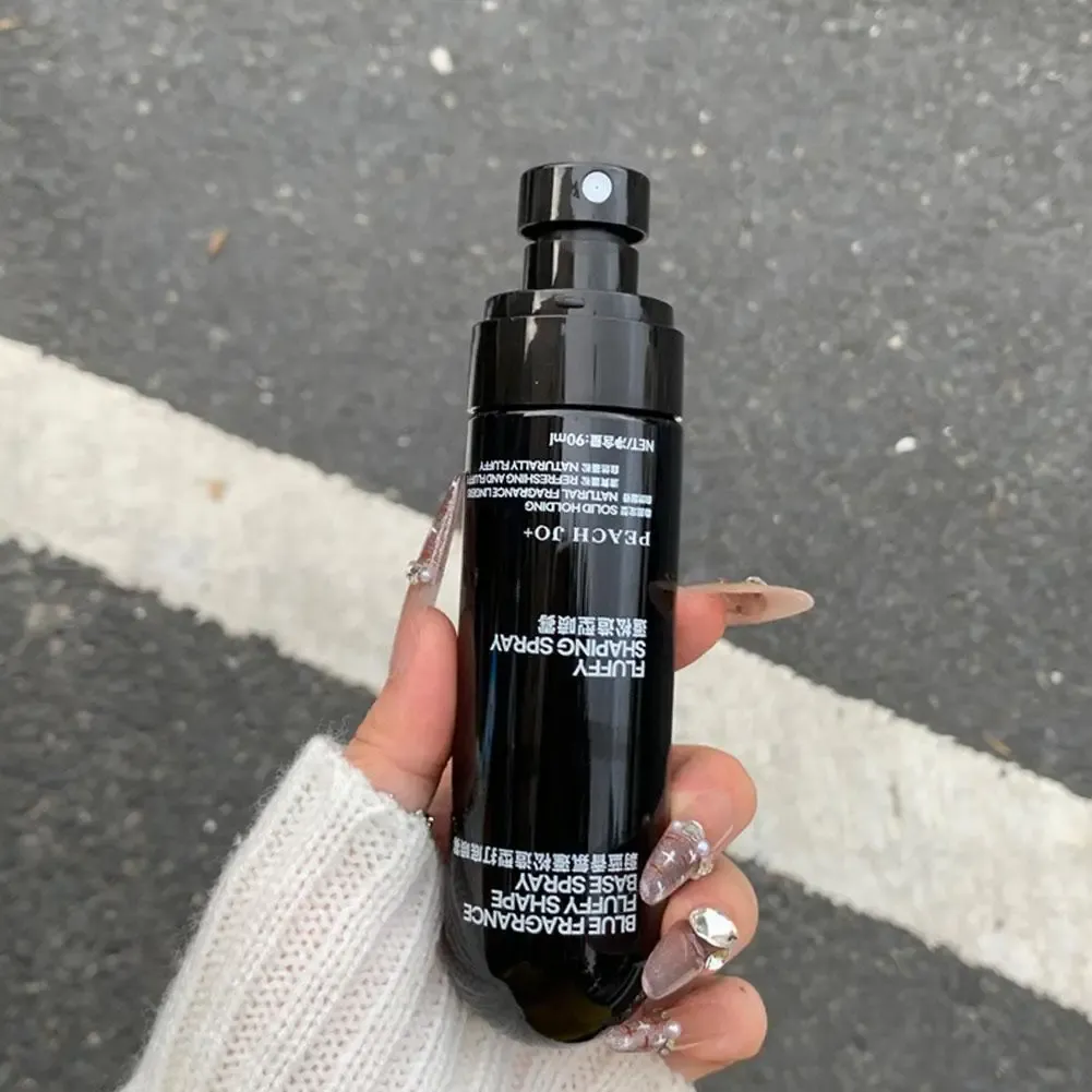 Spray volumisant parfumé bleu, détail du flacon