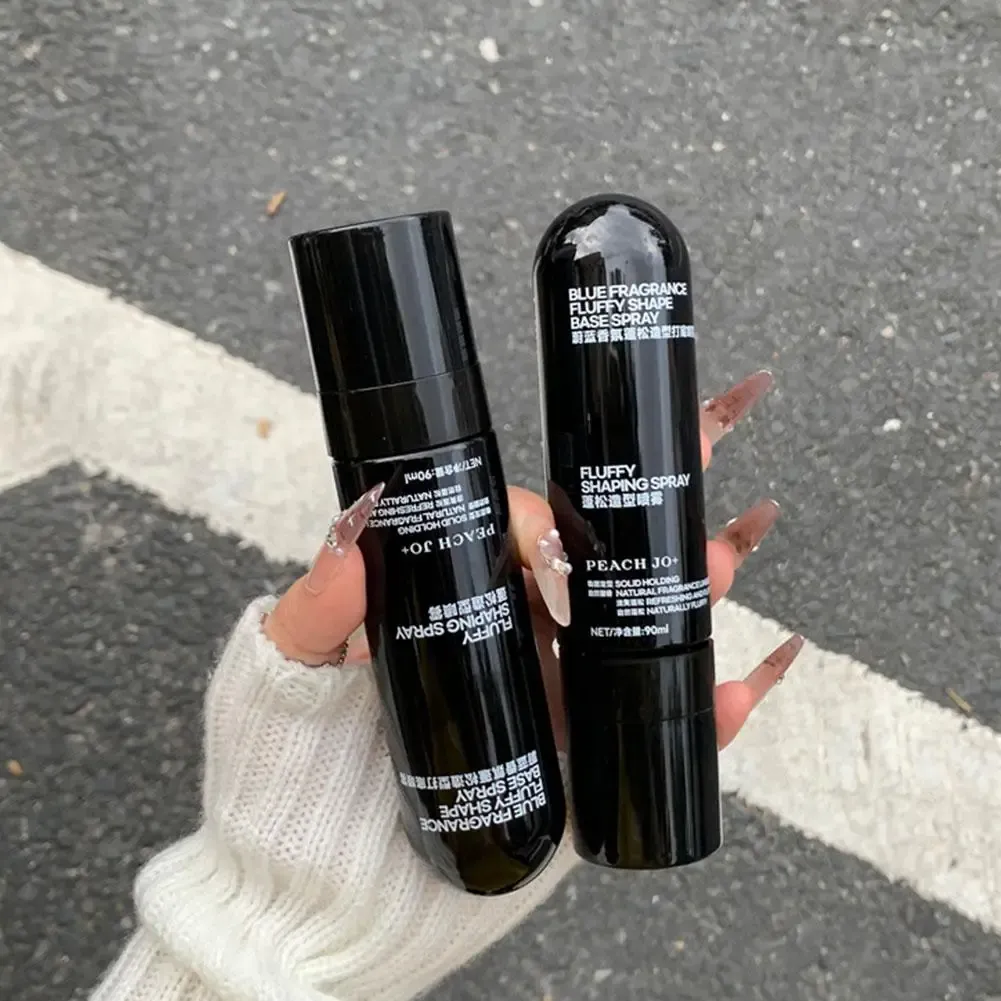 Spray volumisant parfumé bleu, coiffure