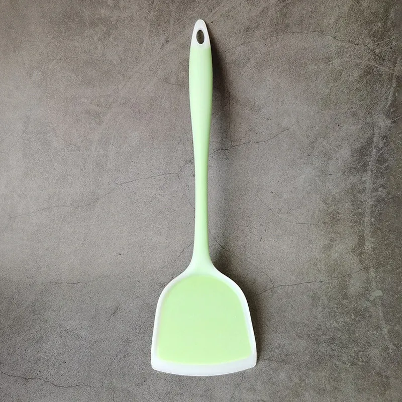 Ensemble d'ustensiles de cuisine en silicone antiadhésifs : spatule, spatule à œuf, pelle à poisson et pelle à frire 7