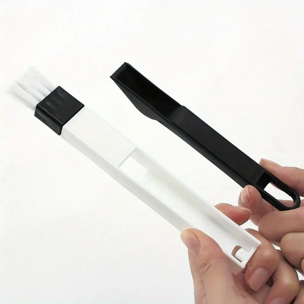 Brosse de nettoyage pour rainures de fenêtres