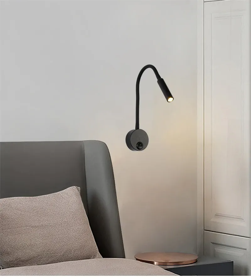 Applique LED dans une chambre d'hôtel
