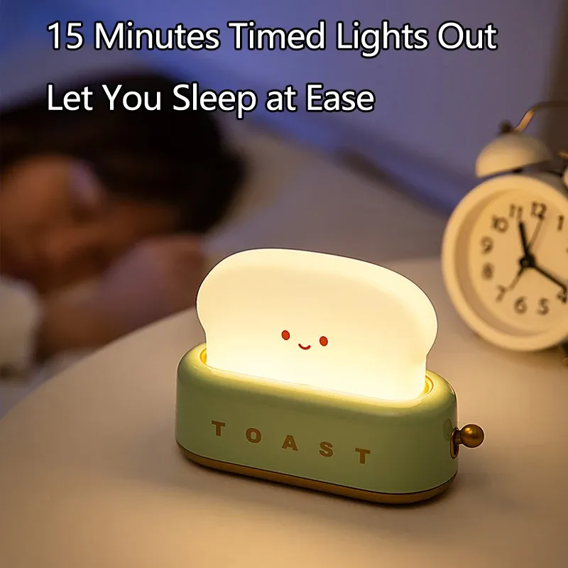 Veilleuse toast sur une étagère