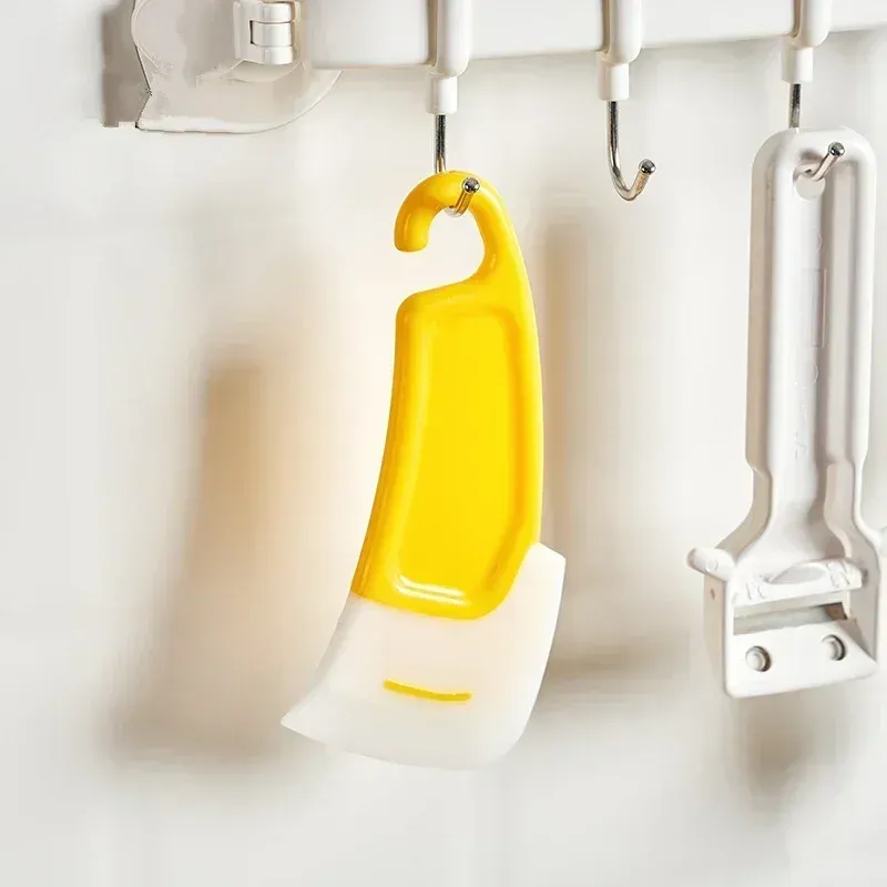 Grattoir en silicone à lame souple pour poêles, casseroles et plats 6