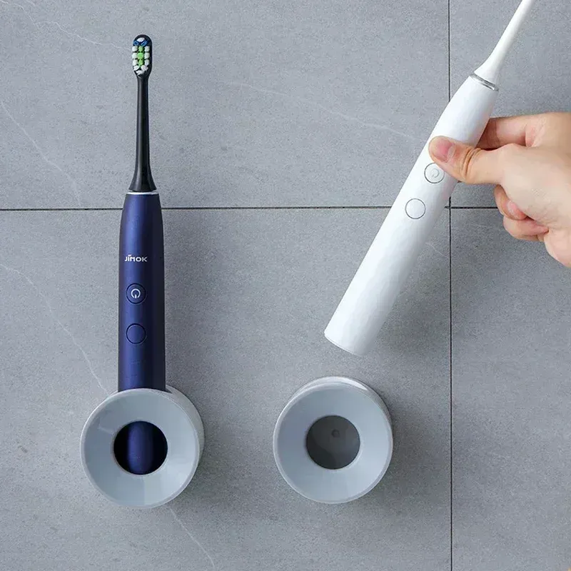 Porte-brosse à dents électrique dans un intérieur moderne