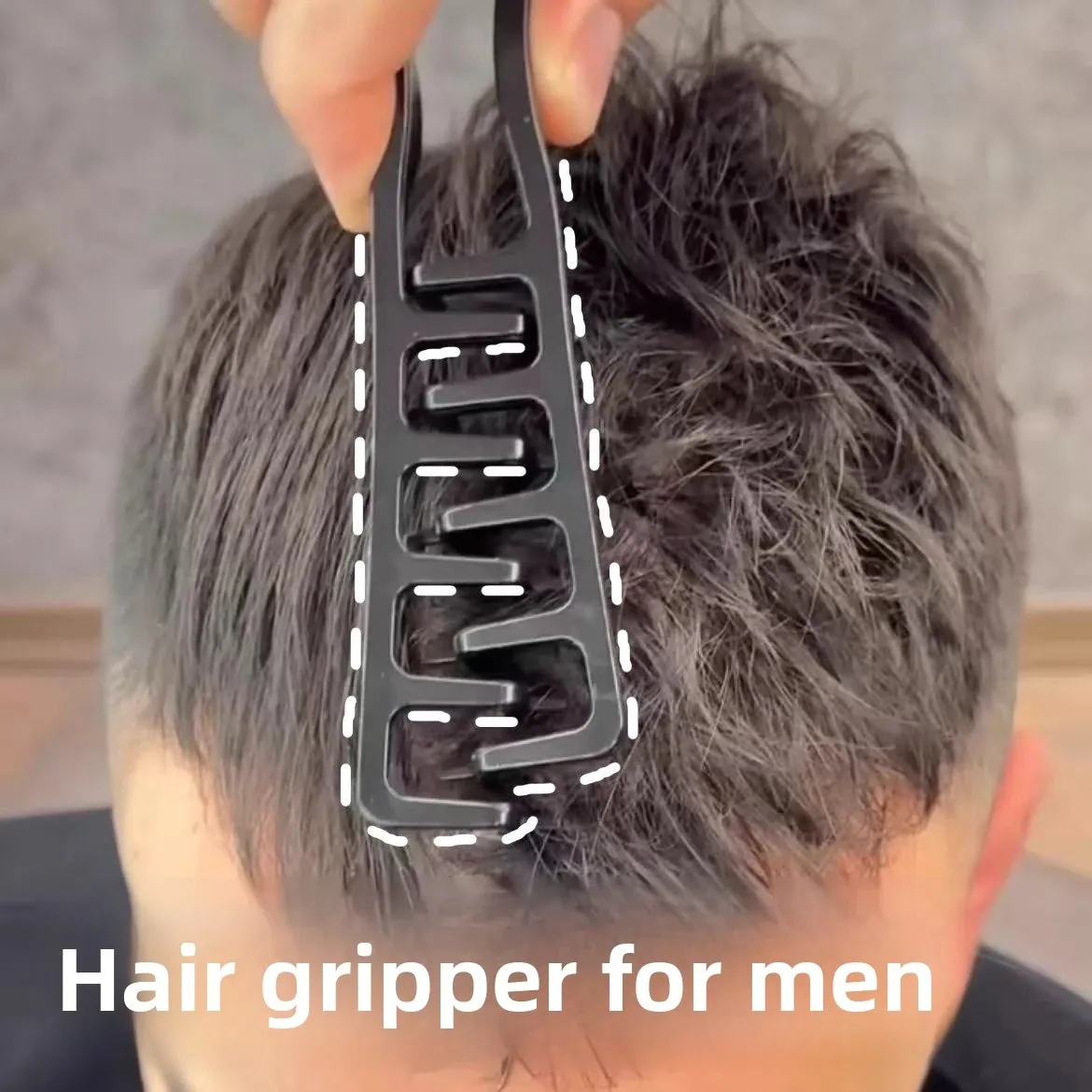 Peigne texturant pour hommes en situation de coiffage