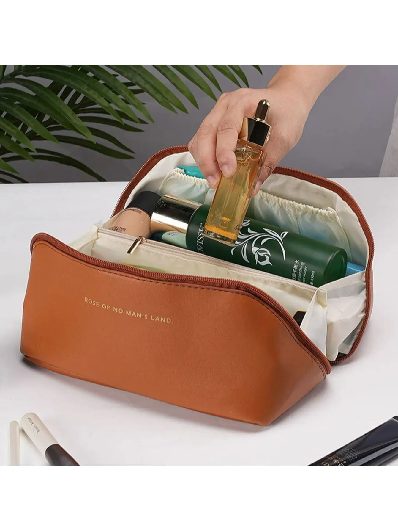 Grand sac à cosmétiques de voyage en cuir pour femme 10