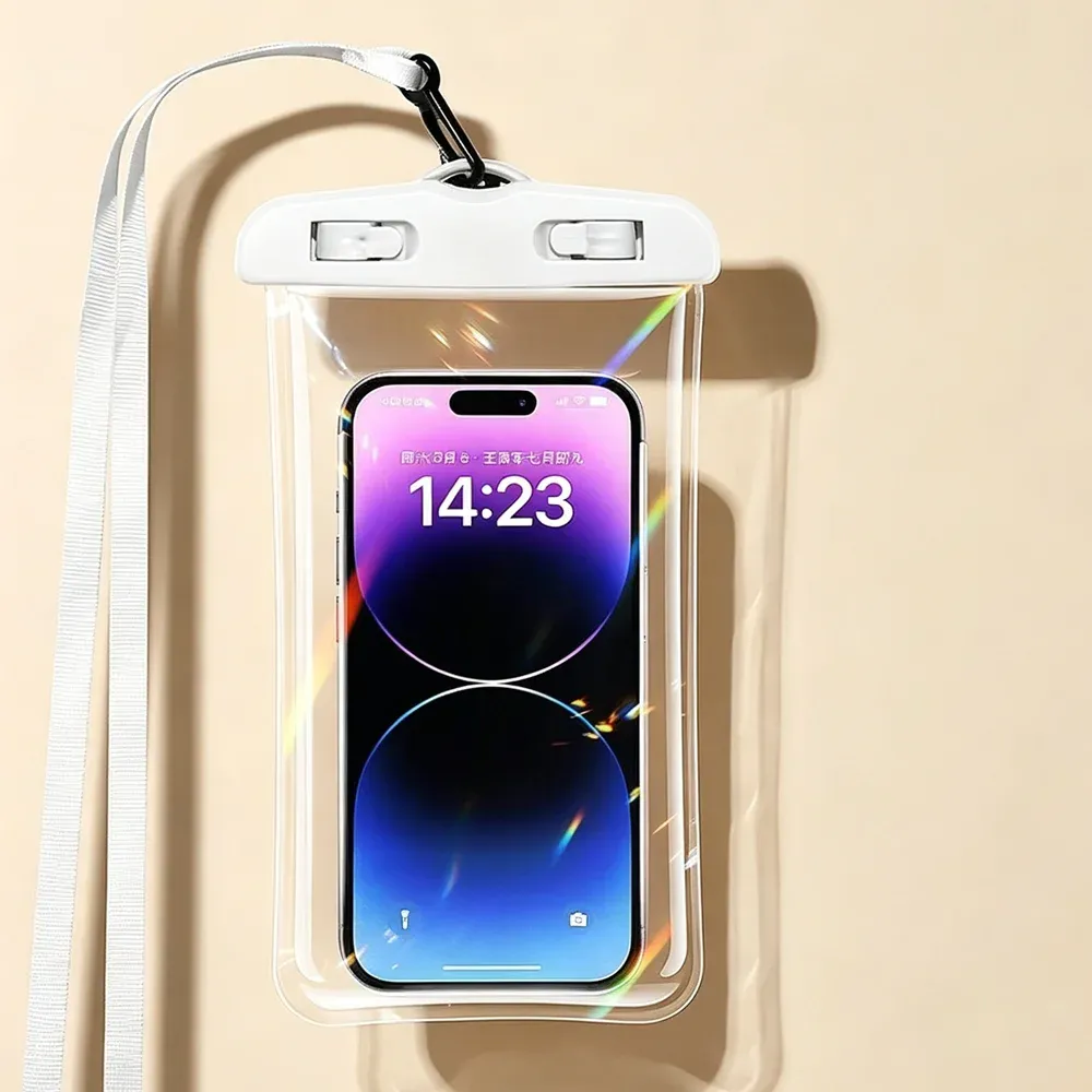 Pochette étanche dans un contexte d'usage quotidien