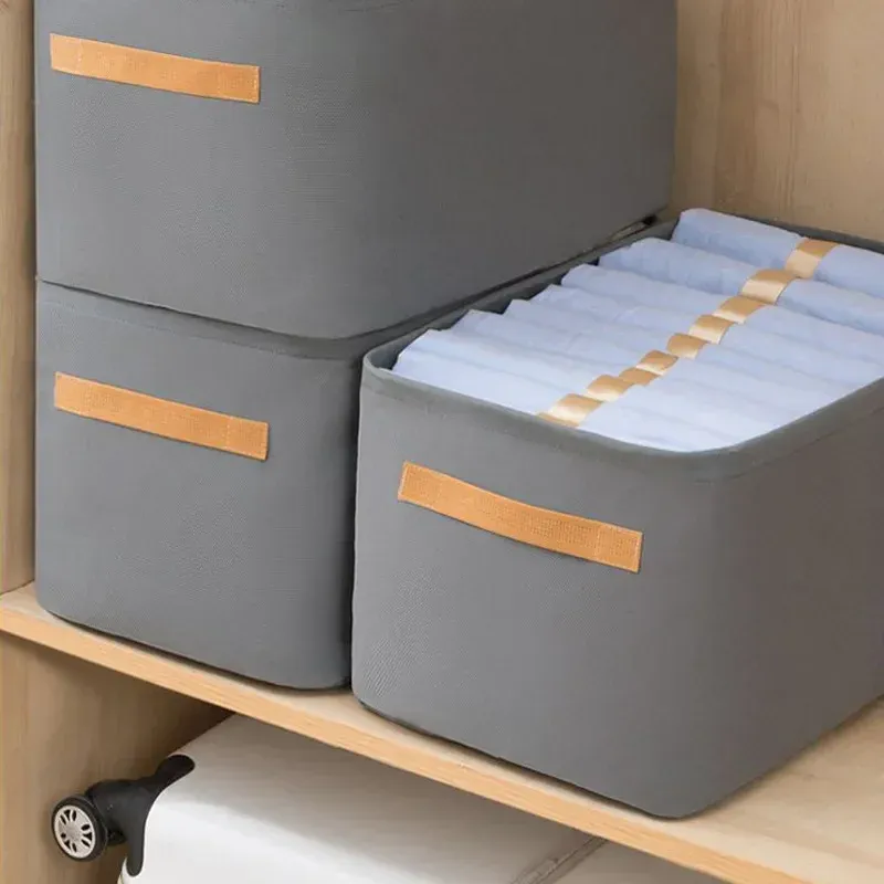 Organisateur de vêtements élégant