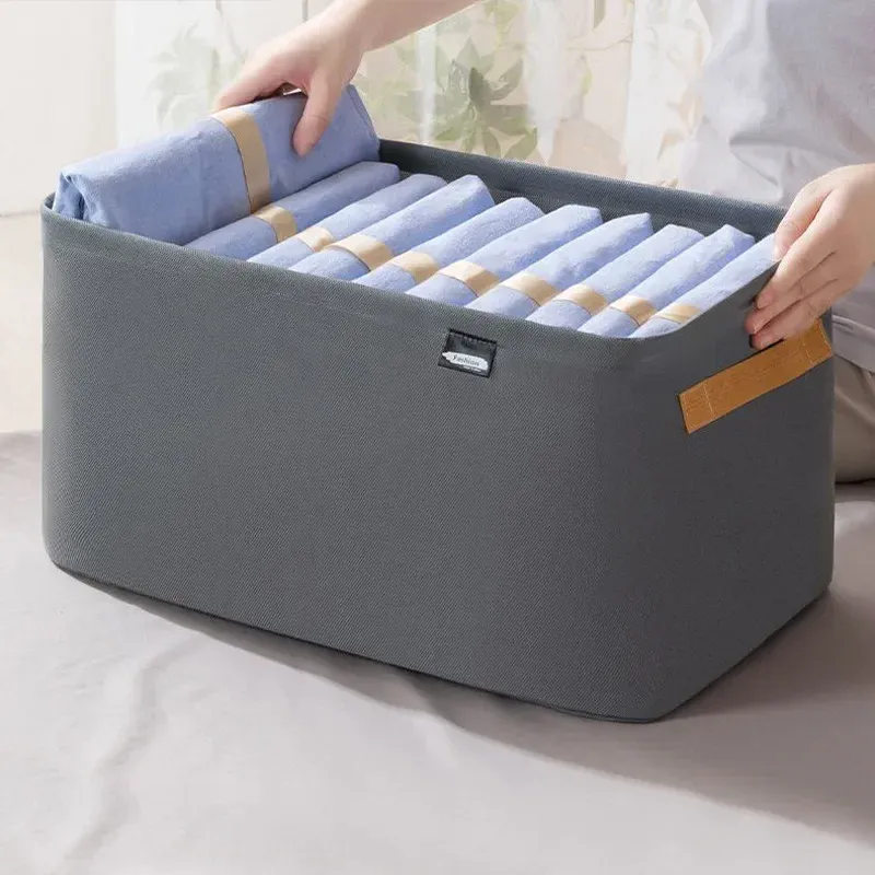 Organisateur de vêtements vue finale