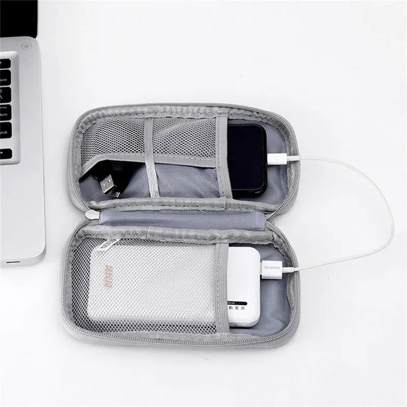 Sac de voyage pour câbles et chargeurs