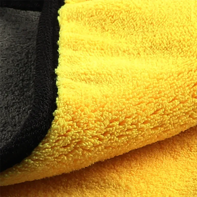 Chiffon de lavage pour soin de la carrosserie