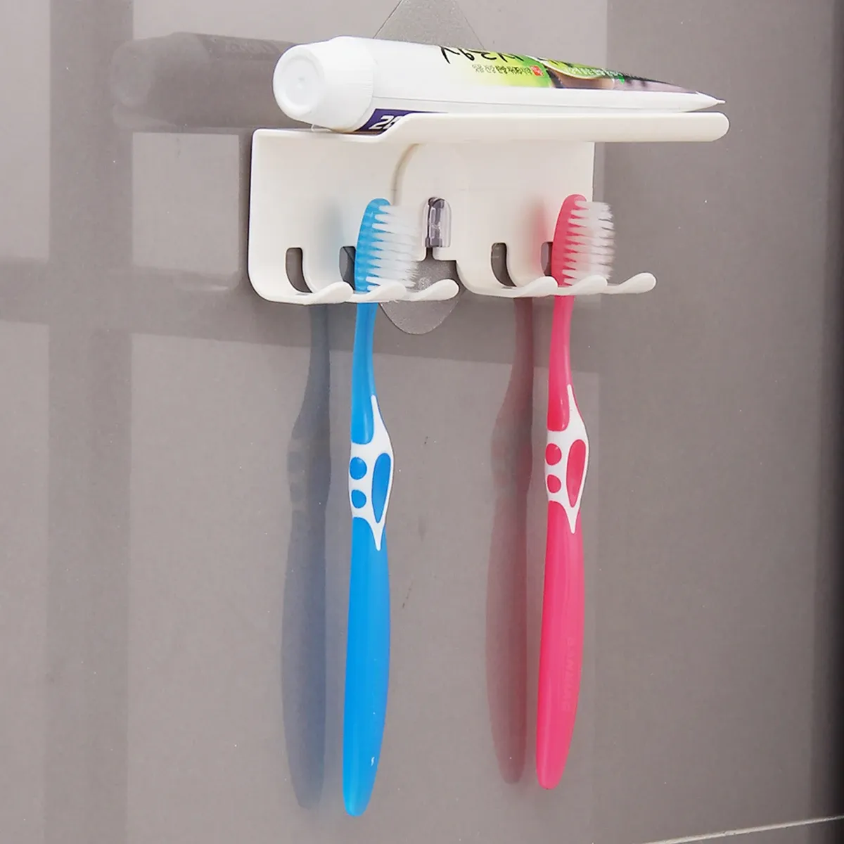 Porte-brosses à dents mural à 4 fentes, organisateur auto-adhésif pour douche, dentifrice et brosses à dents