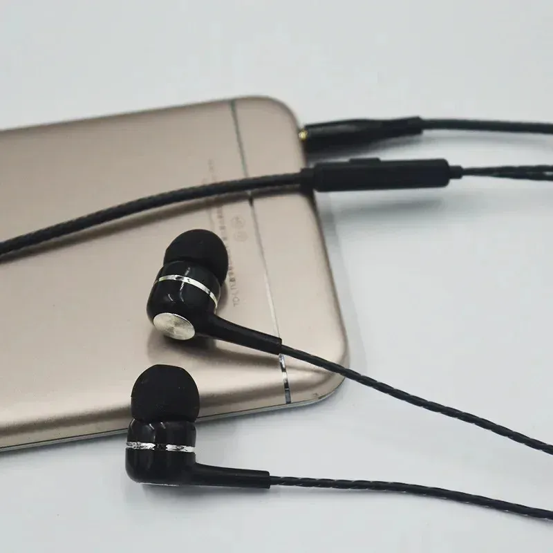 1/2/3/4 écouteurs filaires universels 3,5 mm pour sport, avec basses renforcées, microphone et contrôle du volume, compatibles avec téléphones et casques stéréo 6