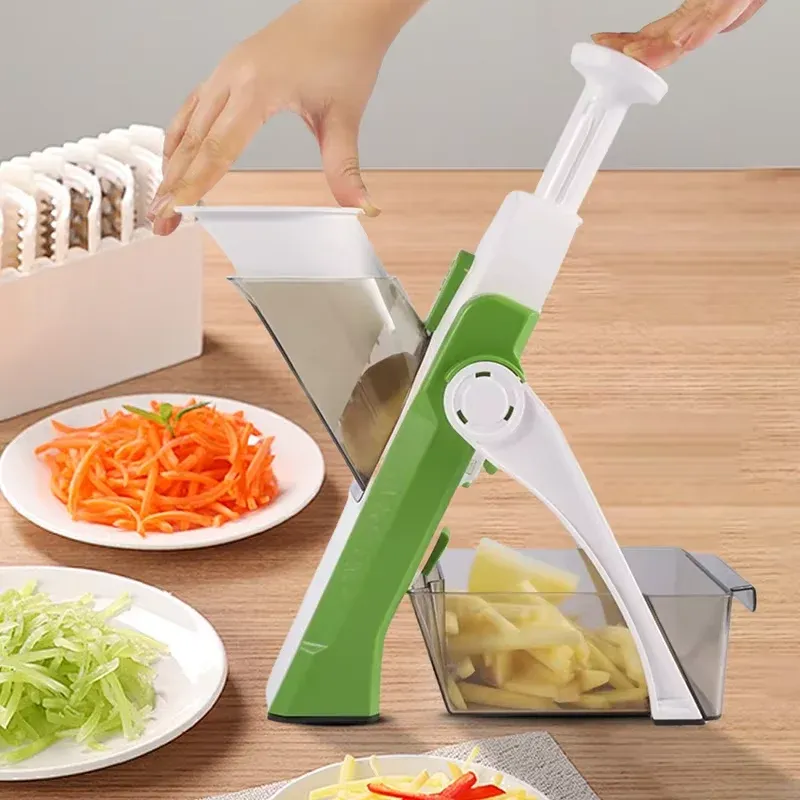 Utilisation du coupe-légumes en cuisine
