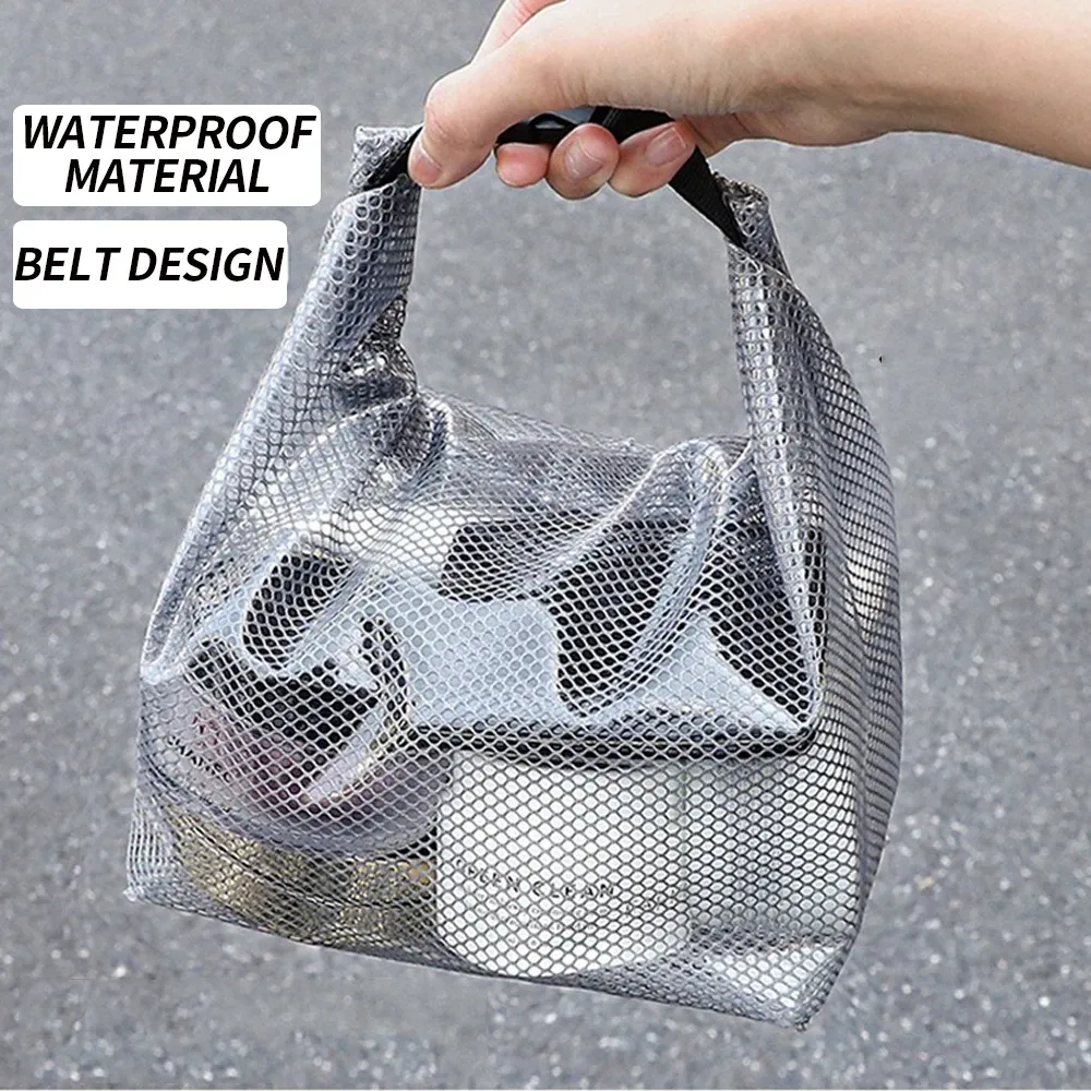 Trousse de toilette en situation de voyage