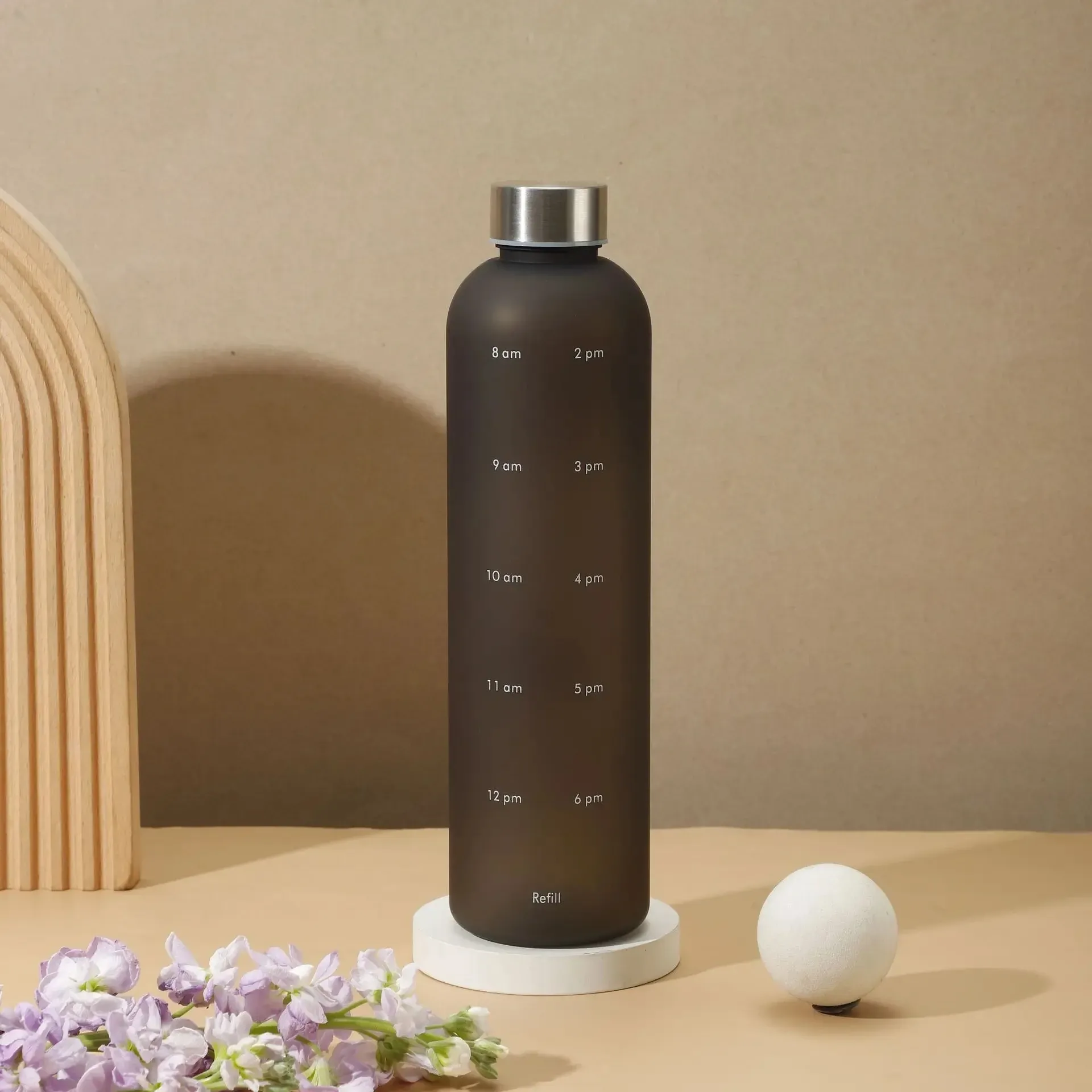 Gourde de sport réutilisable 1 litre avec autocollants de repères horaires 3